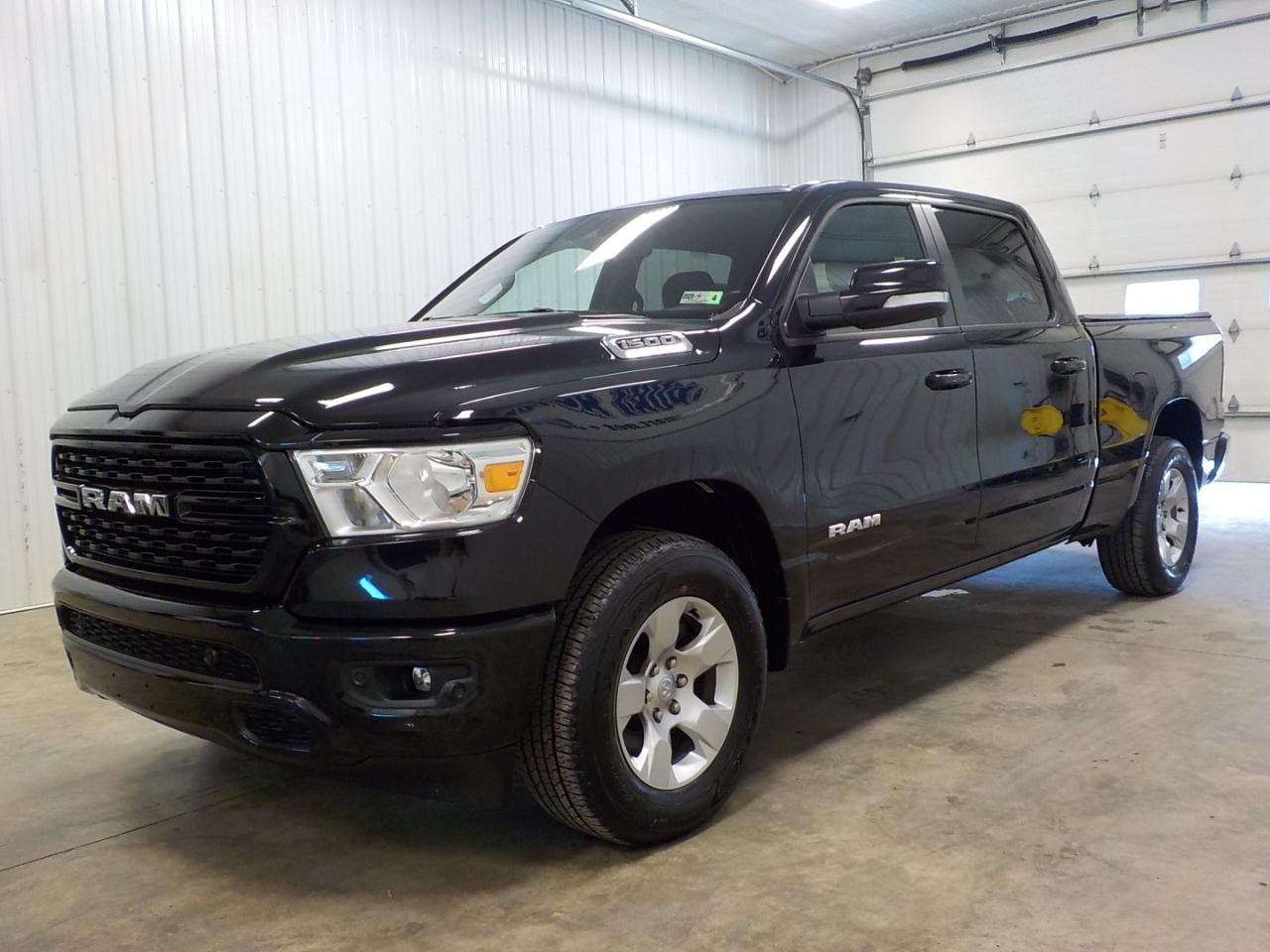 RAM 1500 Big Horn 4x4 Crew Cab 6'4" Box 2022