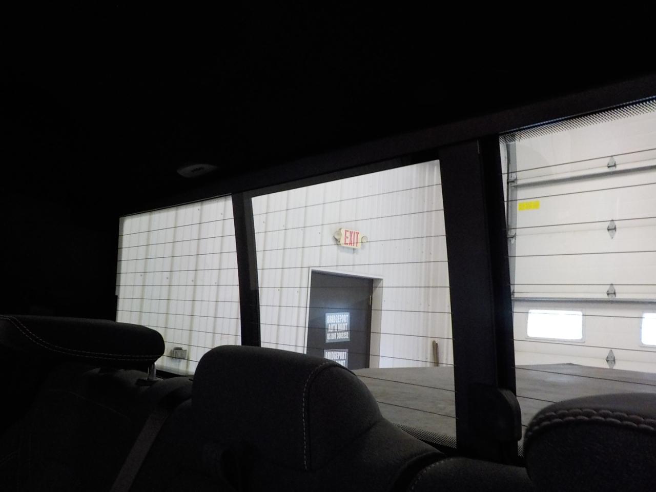 RAM 1500 Big Horn 4x4 Crew Cab 6'4" Box 2022