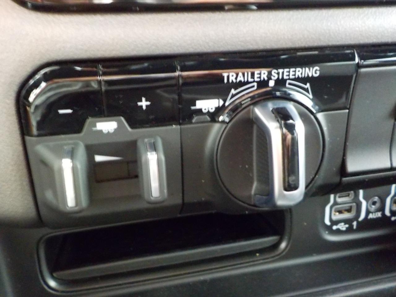 RAM 1500 Big Horn 4x4 Crew Cab 6'4" Box 2022