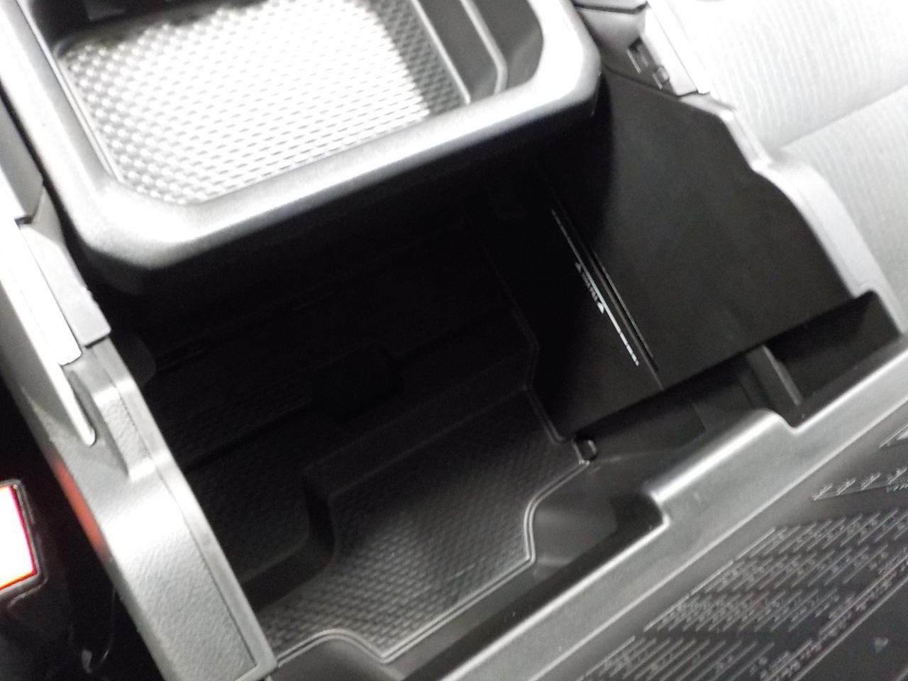 RAM 1500 Big Horn 4x4 Crew Cab 6'4" Box 2022