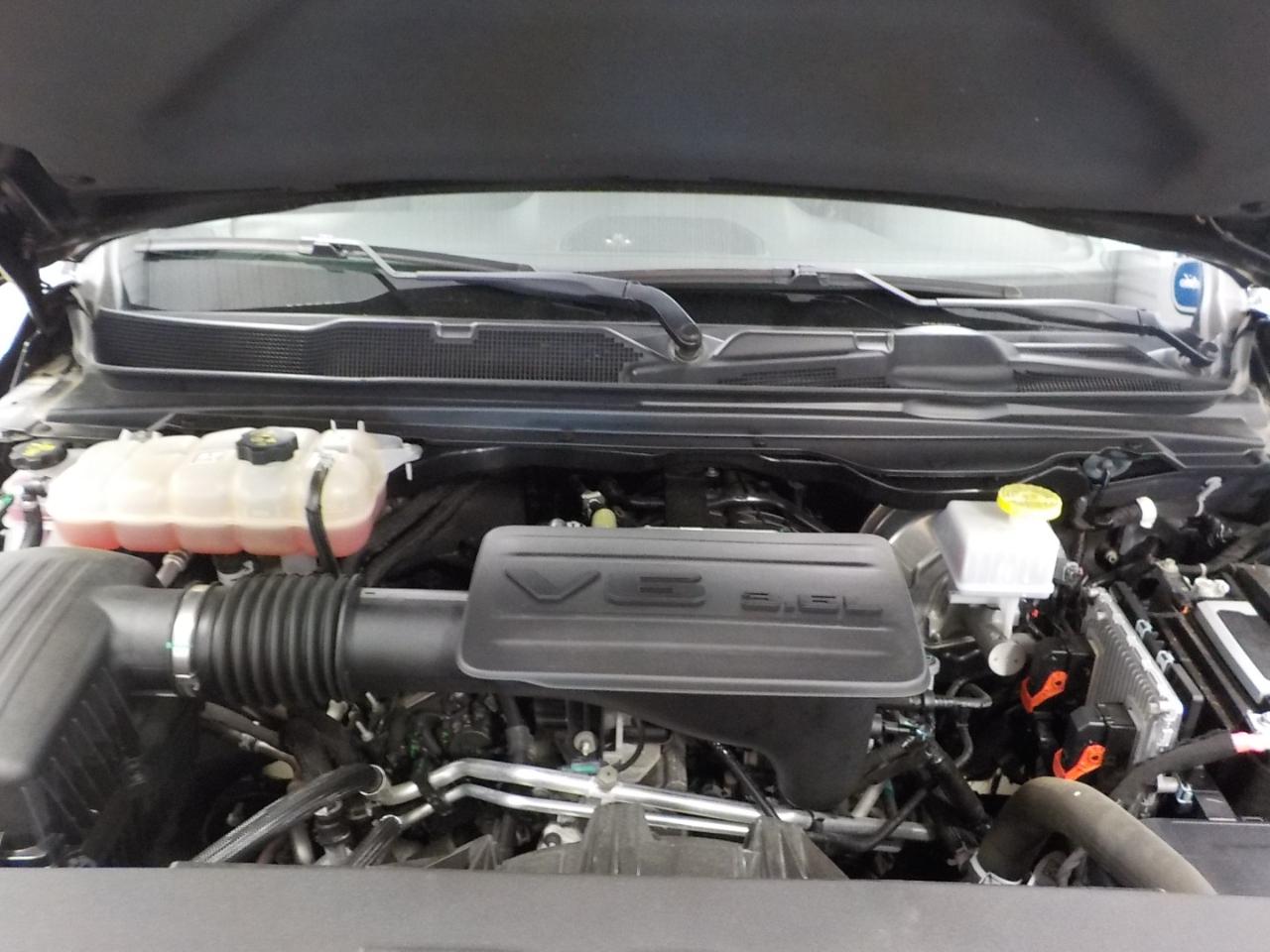 RAM 1500 Big Horn 4x4 Crew Cab 6'4" Box 2022