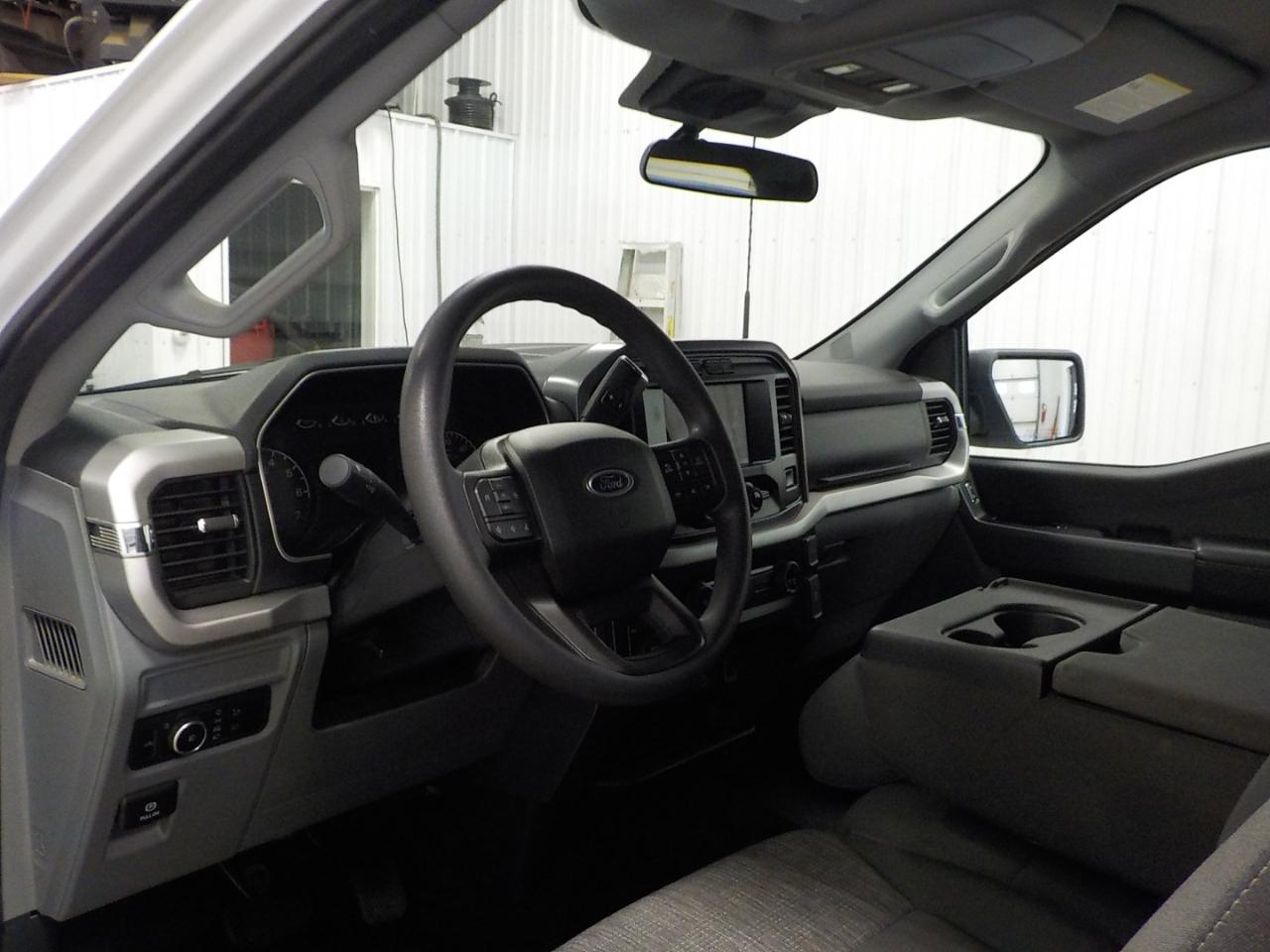 Ford F-150 XLT 4WD SuperCrew 5.5' Box 2023