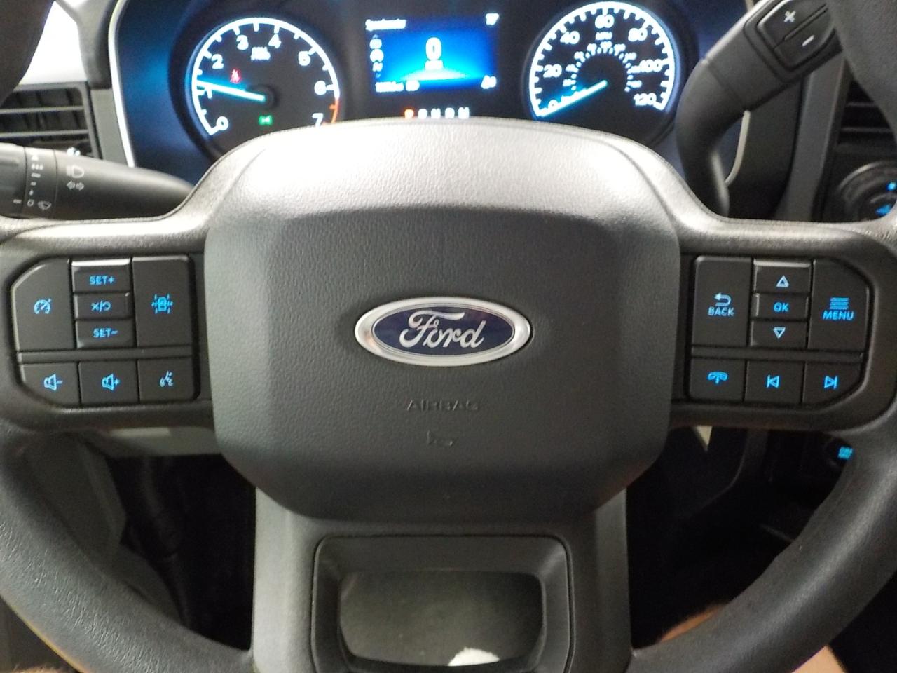 Ford F-150 XLT 4WD SuperCrew 5.5' Box 2023