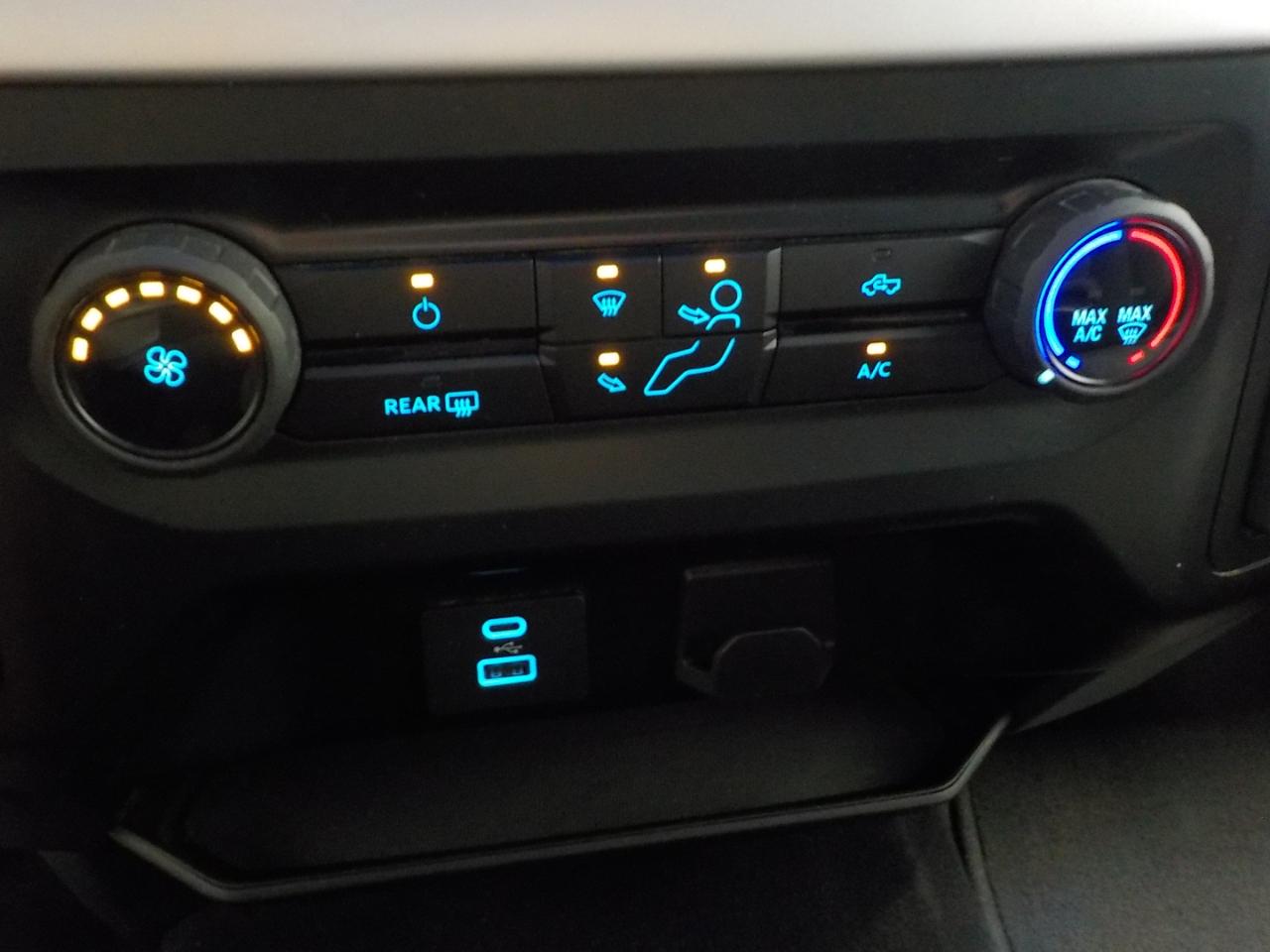 Ford F-150 XLT 4WD SuperCrew 5.5' Box 2023