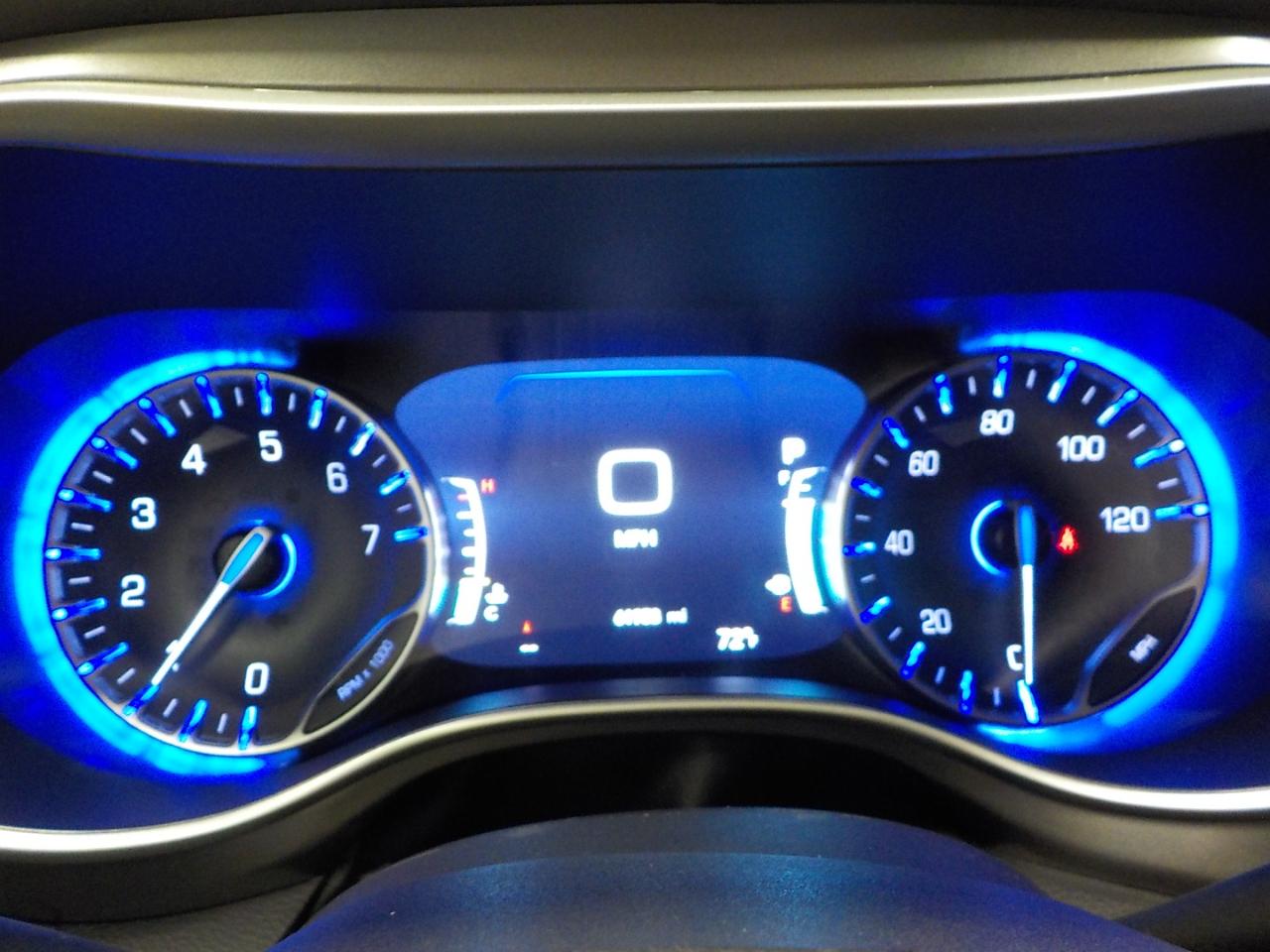 Chrysler Pacifica Touring L FWD 2024