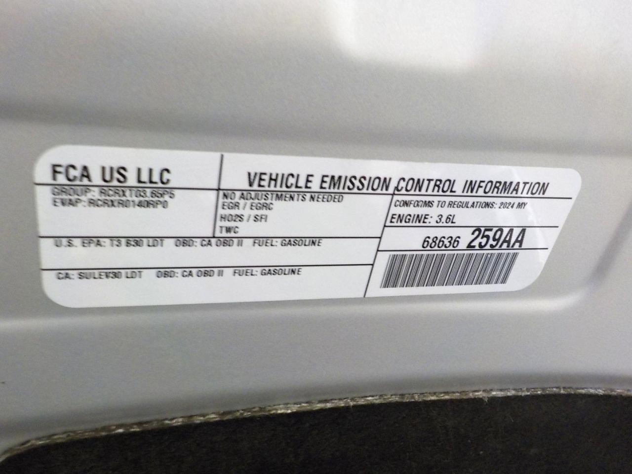 Chrysler Pacifica Touring L FWD 2024