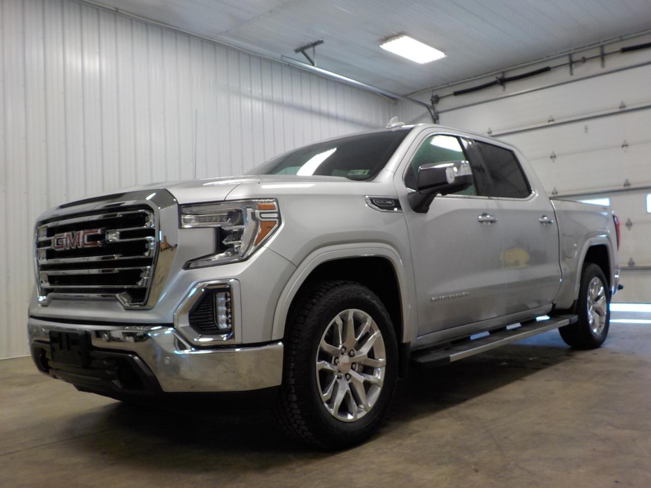 GMC Sierra 1500 4WD Crew Cab 147" SLT 2020