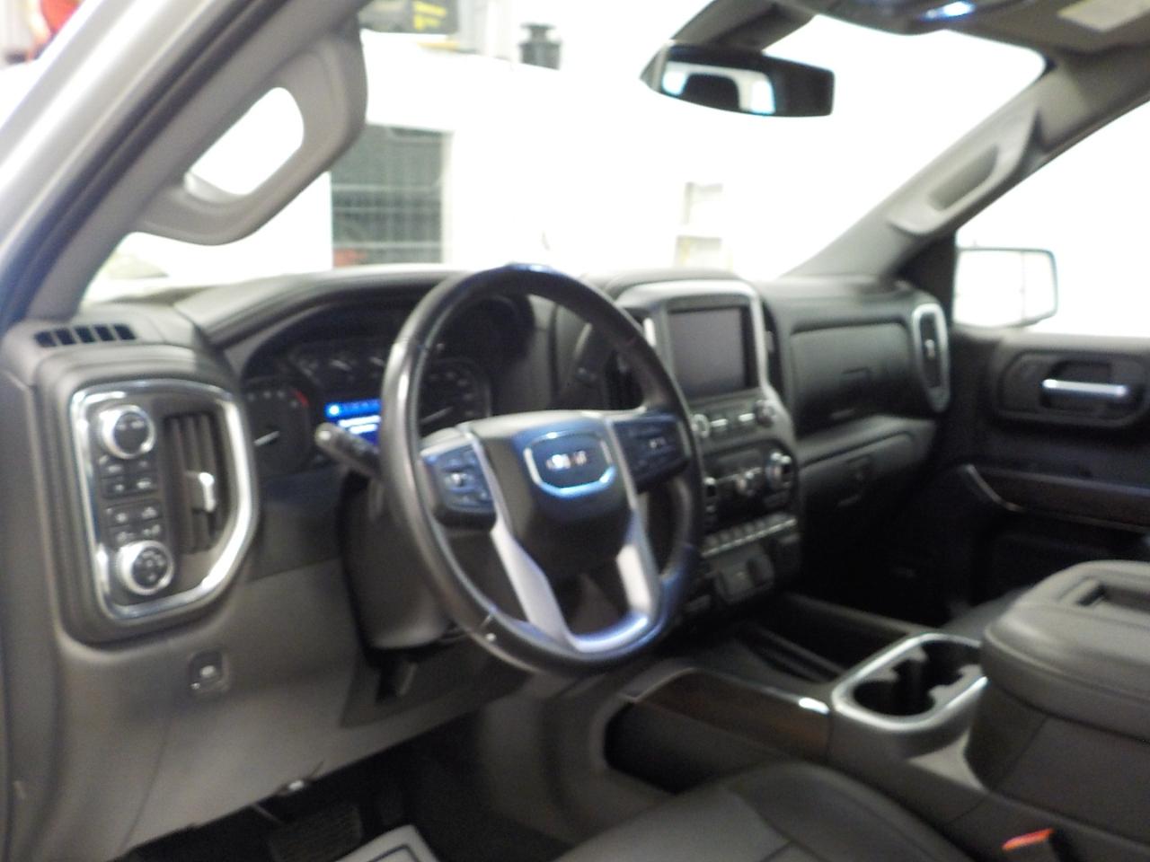 GMC Sierra 1500 4WD Crew Cab 147" SLT 2020