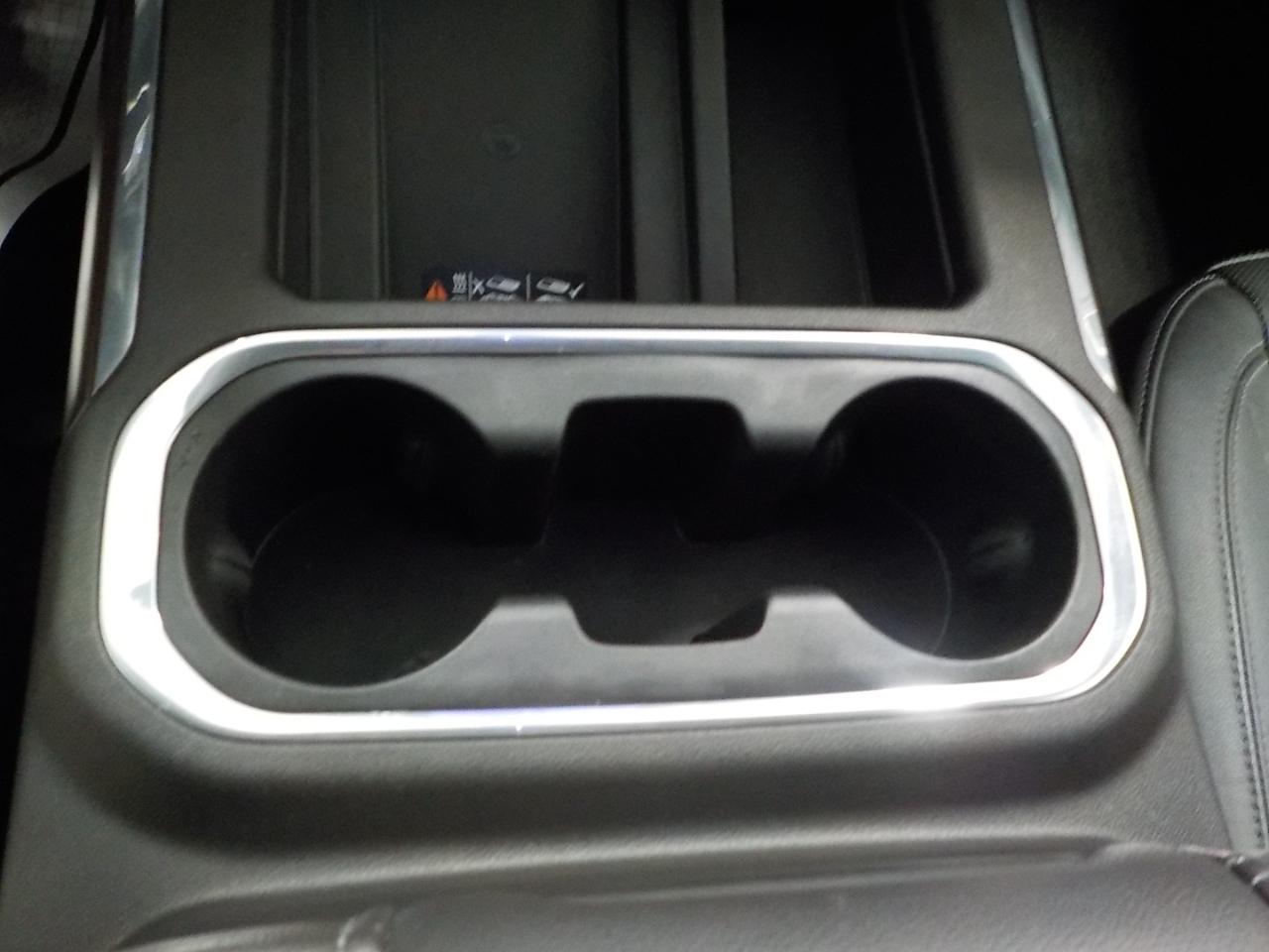 GMC Sierra 1500 4WD Crew Cab 147" SLT 2020