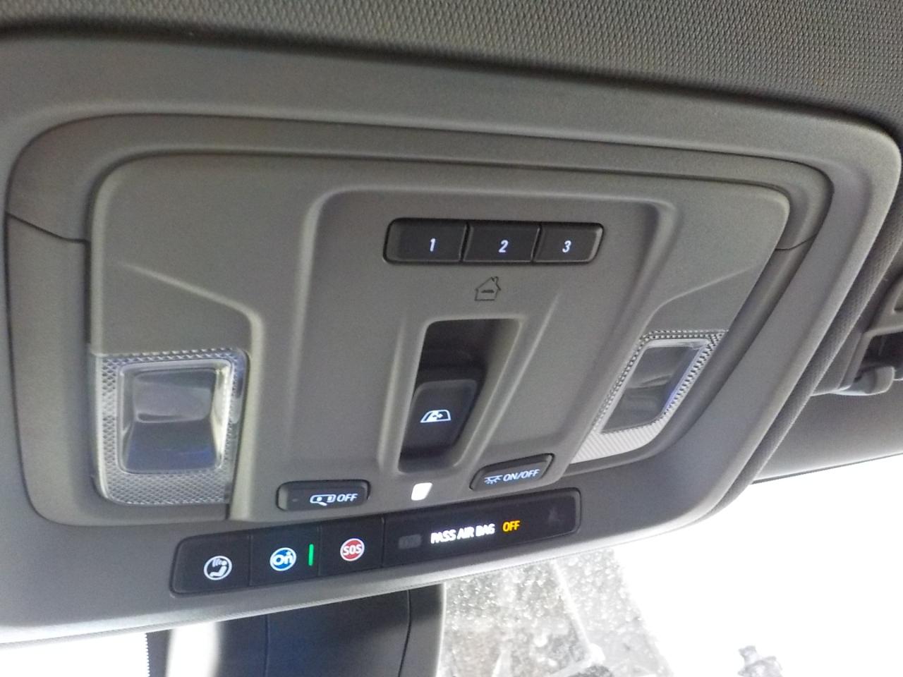 GMC Sierra 1500 4WD Crew Cab 147" SLT 2020