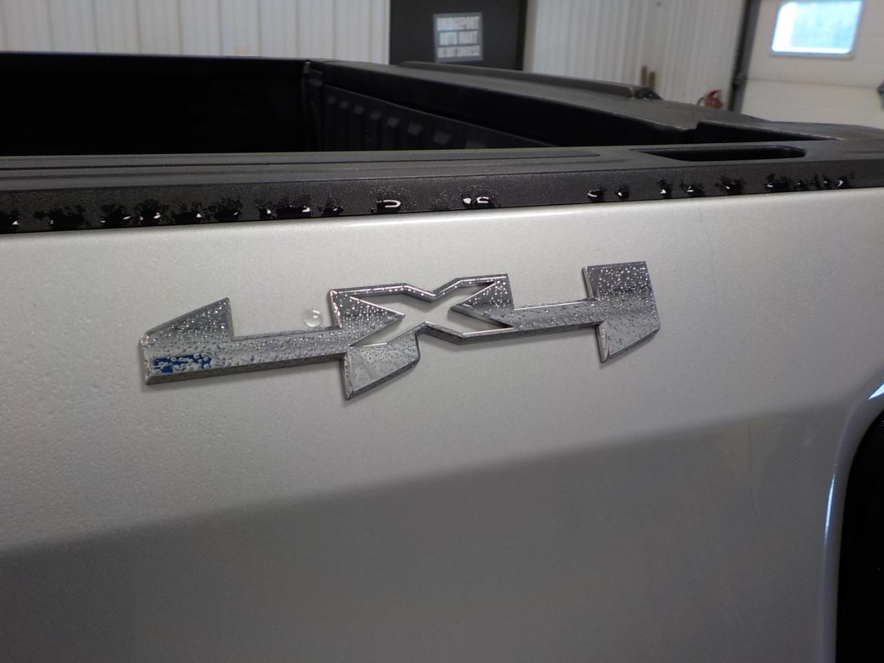 GMC Sierra 1500 4WD Crew Cab 147" SLT 2020