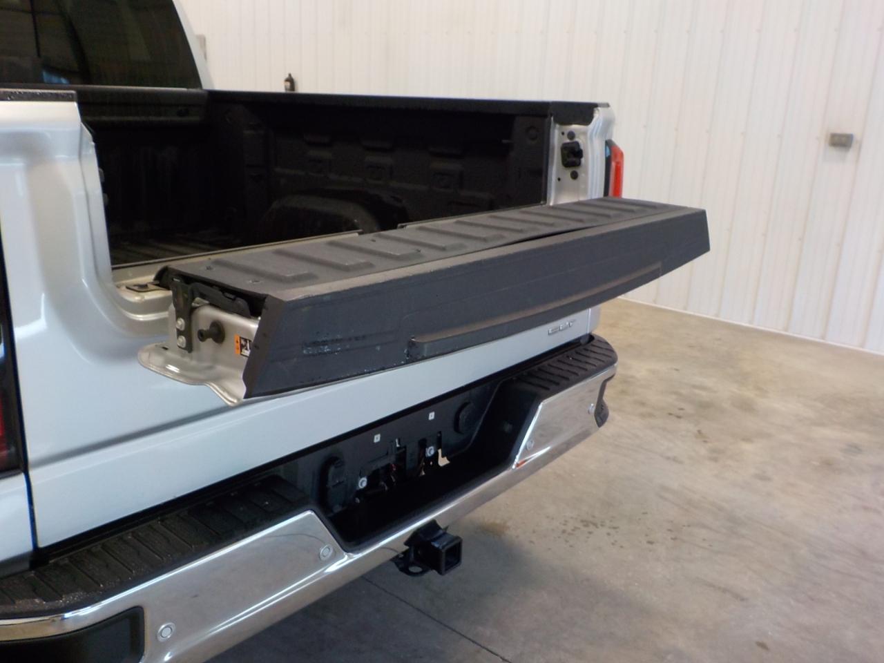 GMC Sierra 1500 4WD Crew Cab 147" SLT 2020