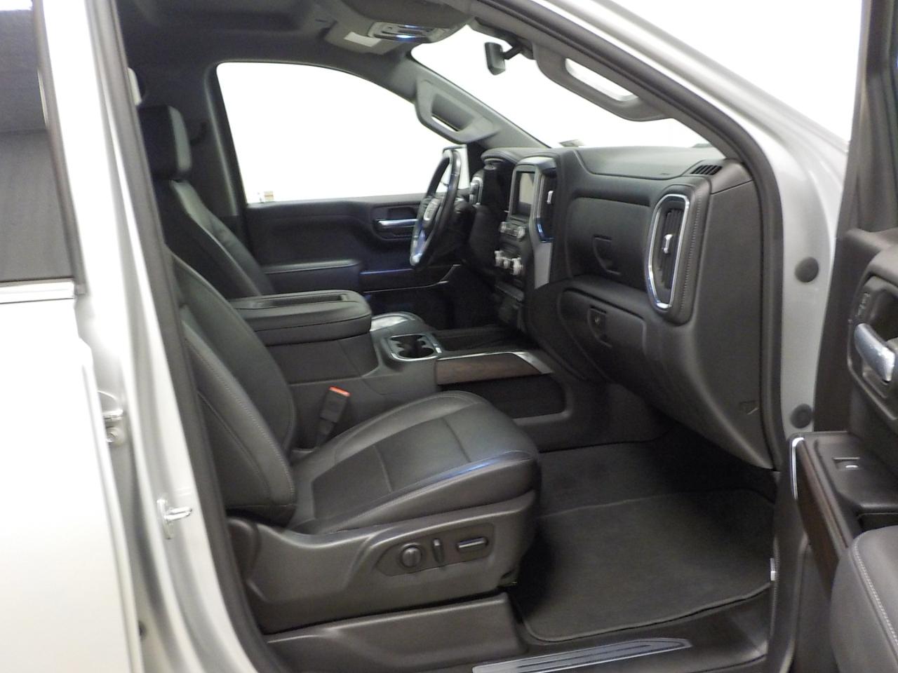 GMC Sierra 1500 4WD Crew Cab 147" SLT 2020