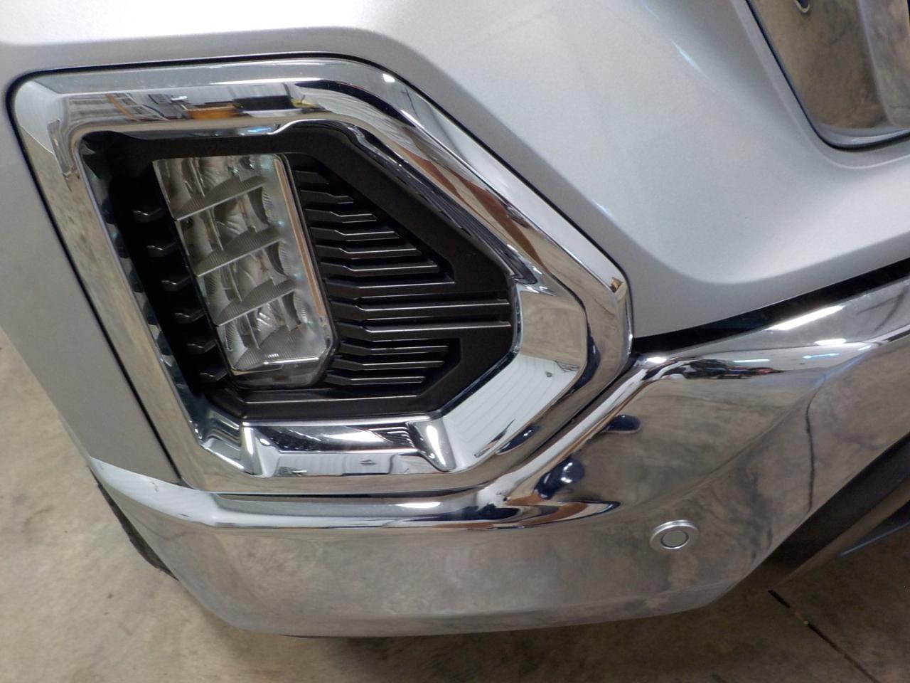 GMC Sierra 1500 4WD Crew Cab 147" SLT 2020