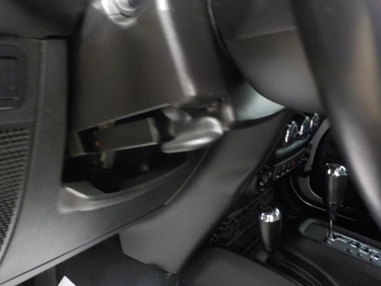 Jeep Wrangler Unlimited 4WD 4dr Rubicon X 2014