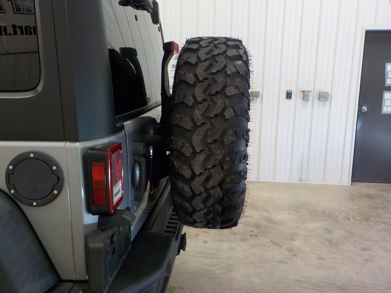 Jeep Wrangler Unlimited 4WD 4dr Rubicon X 2014