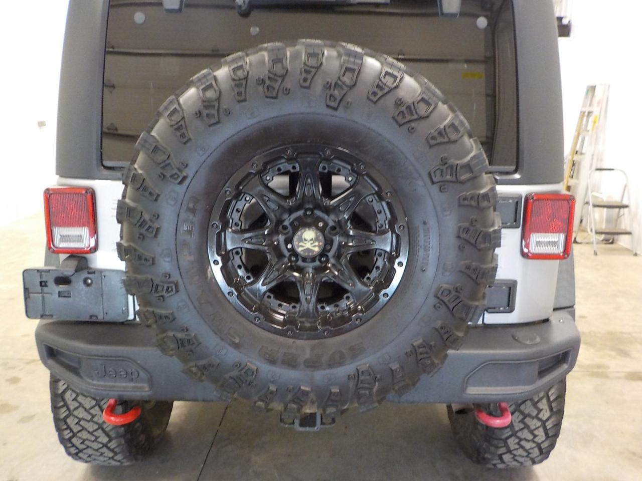 Jeep Wrangler Unlimited 4WD 4dr Rubicon X 2014