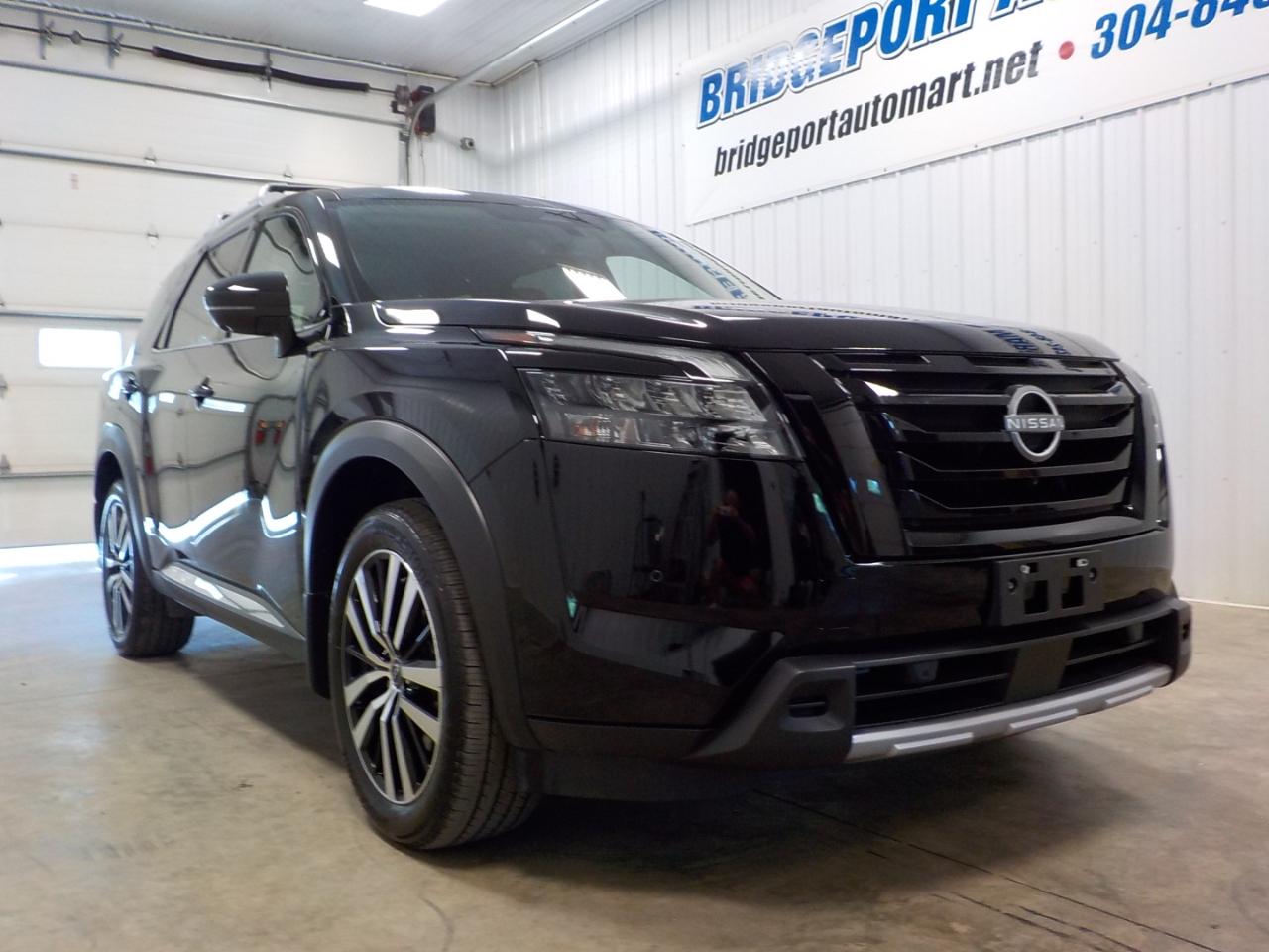 Nissan Pathfinder Platinum 4WD 2025