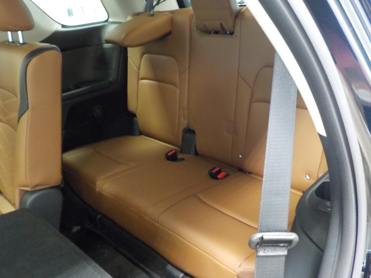 Nissan Pathfinder Platinum 4WD 2025