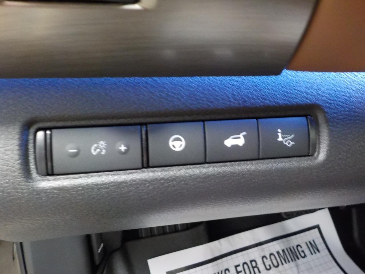 Nissan Pathfinder Platinum 4WD 2025