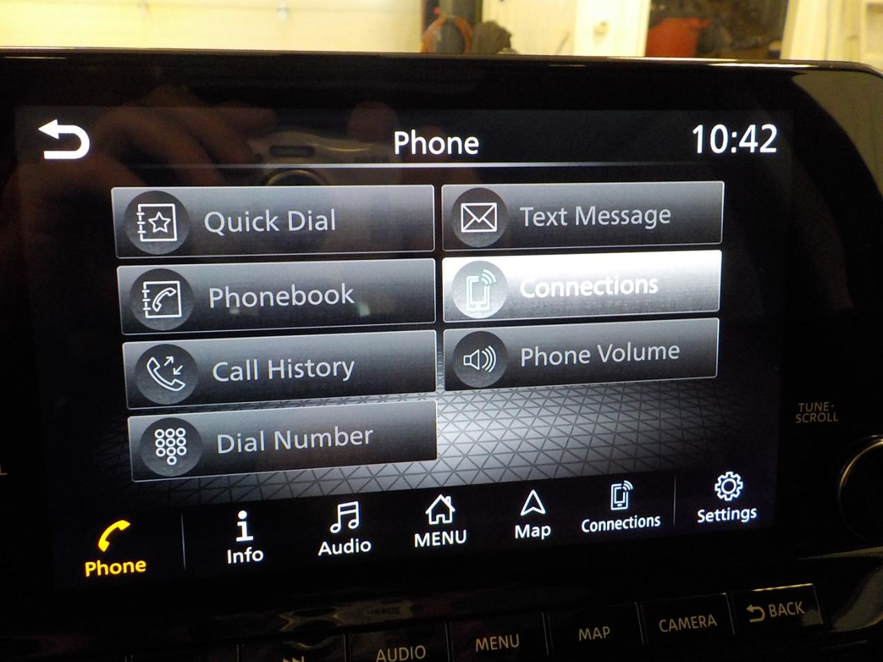 Nissan Pathfinder Platinum 4WD 2025