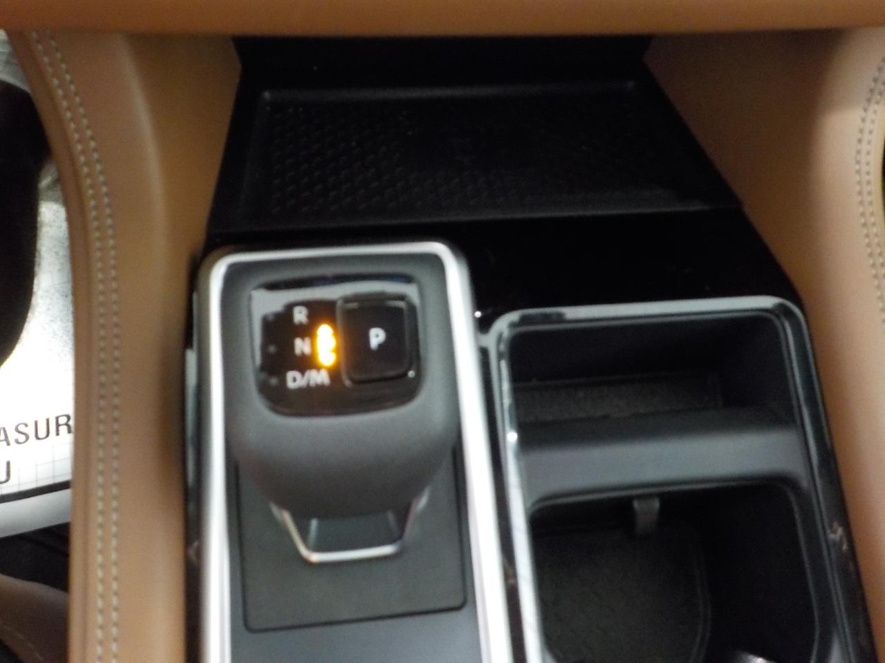 Nissan Pathfinder Platinum 4WD 2025