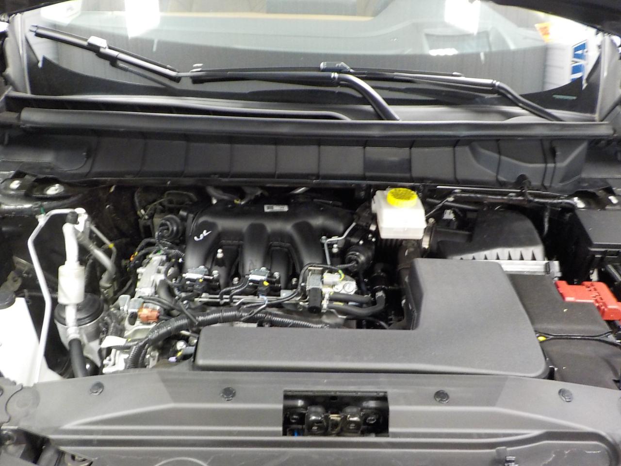 Nissan Pathfinder Platinum 4WD 2025