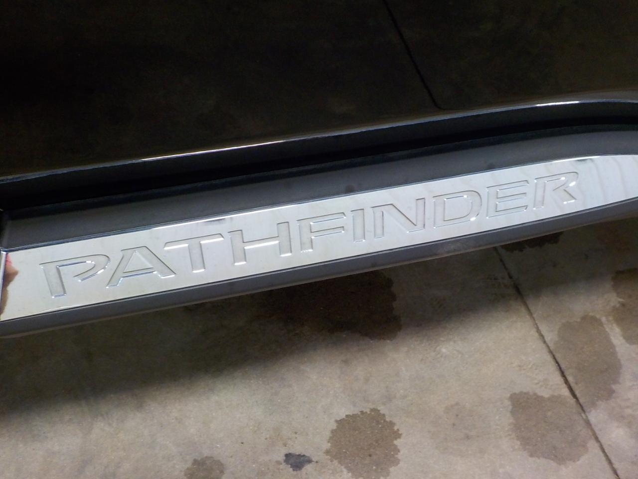 Nissan Pathfinder Platinum 4WD 2025