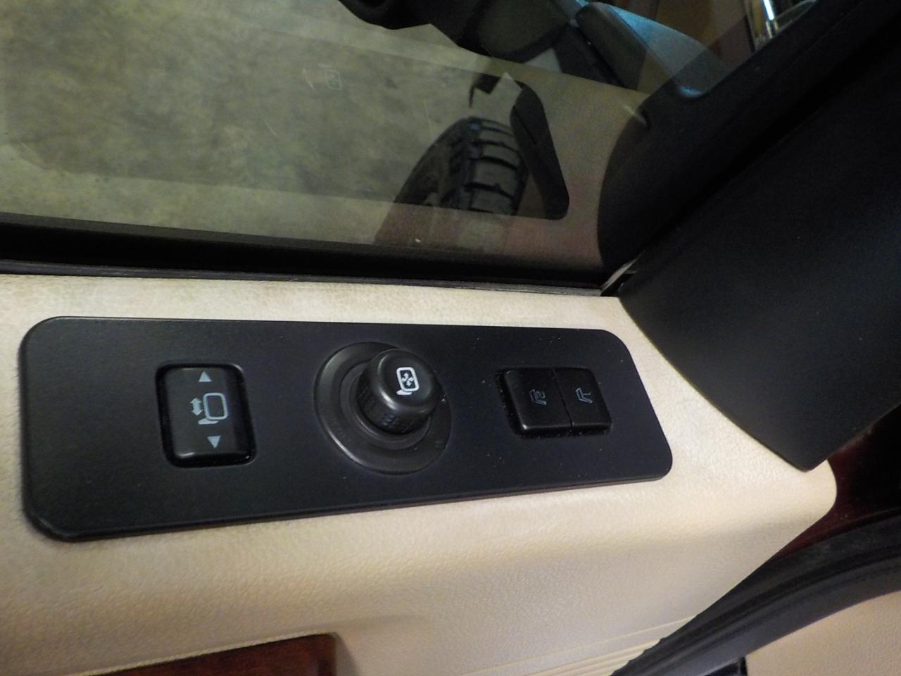 Ford Super Duty F-250 SRW 4WD Crew Cab 156" King Ranch 2012
