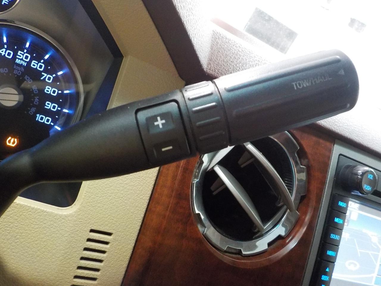 Ford Super Duty F-250 SRW 4WD Crew Cab 156" King Ranch 2012