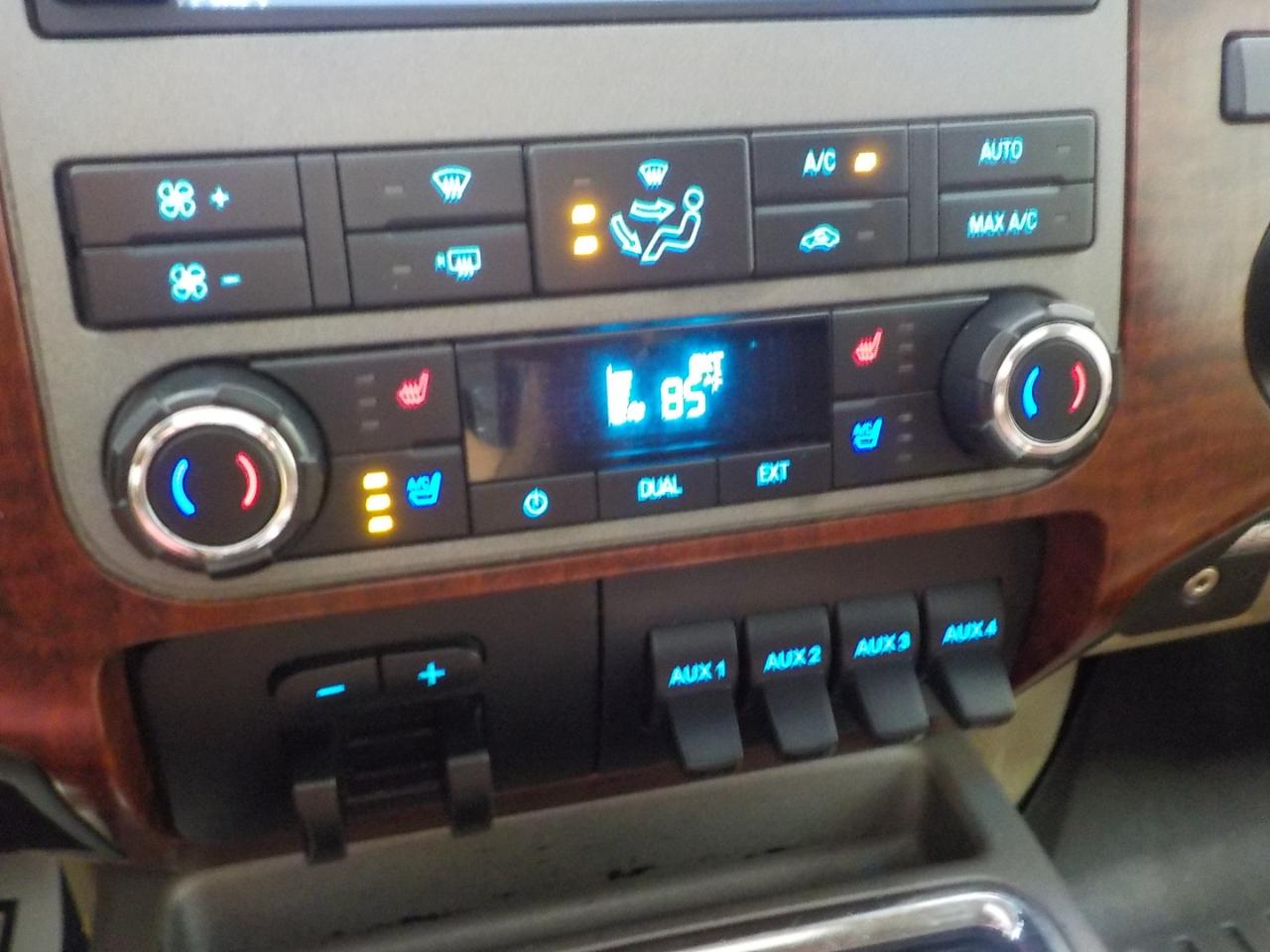 Ford Super Duty F-250 SRW 4WD Crew Cab 156" King Ranch 2012