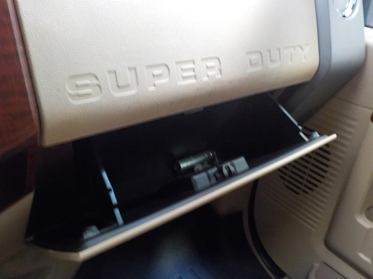 Ford Super Duty F-250 SRW 4WD Crew Cab 156" King Ranch 2012