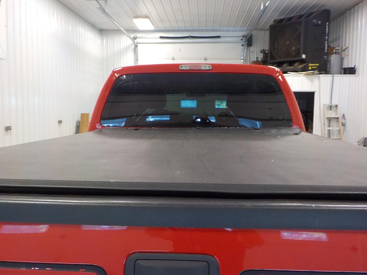 Ford Super Duty F-250 SRW 4WD SuperCab 142" XL 2015
