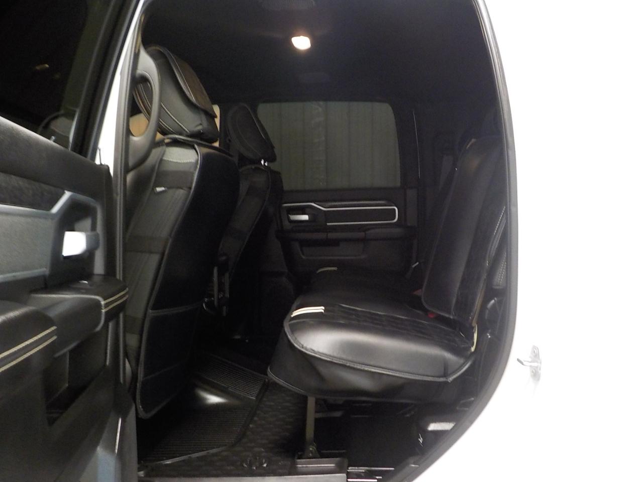 RAM 2500 Big Horn 4x4 Mega Cab 6'4" Box 2019