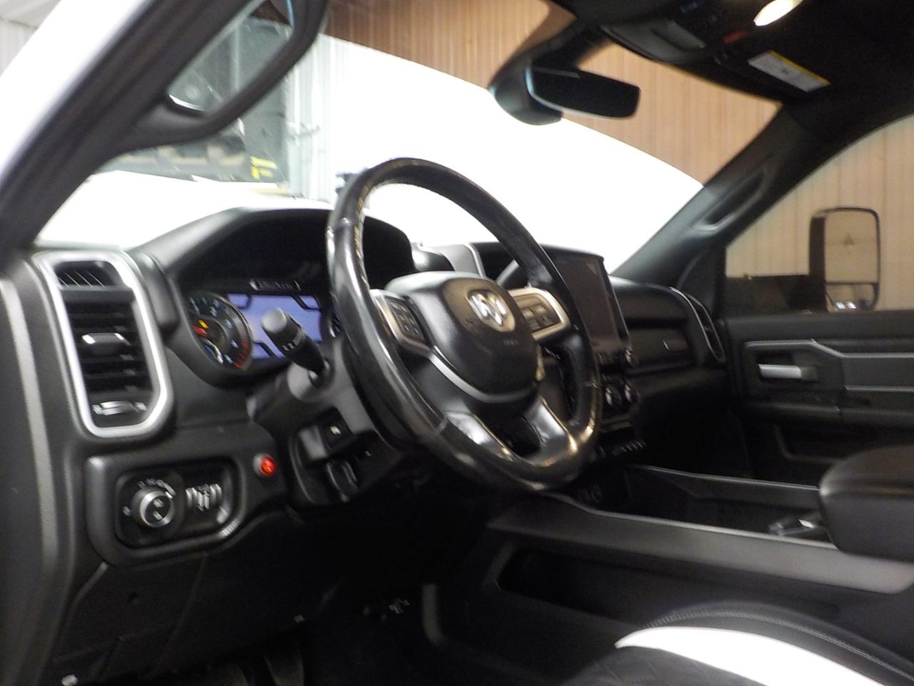 RAM 2500 Big Horn 4x4 Mega Cab 6'4" Box 2019