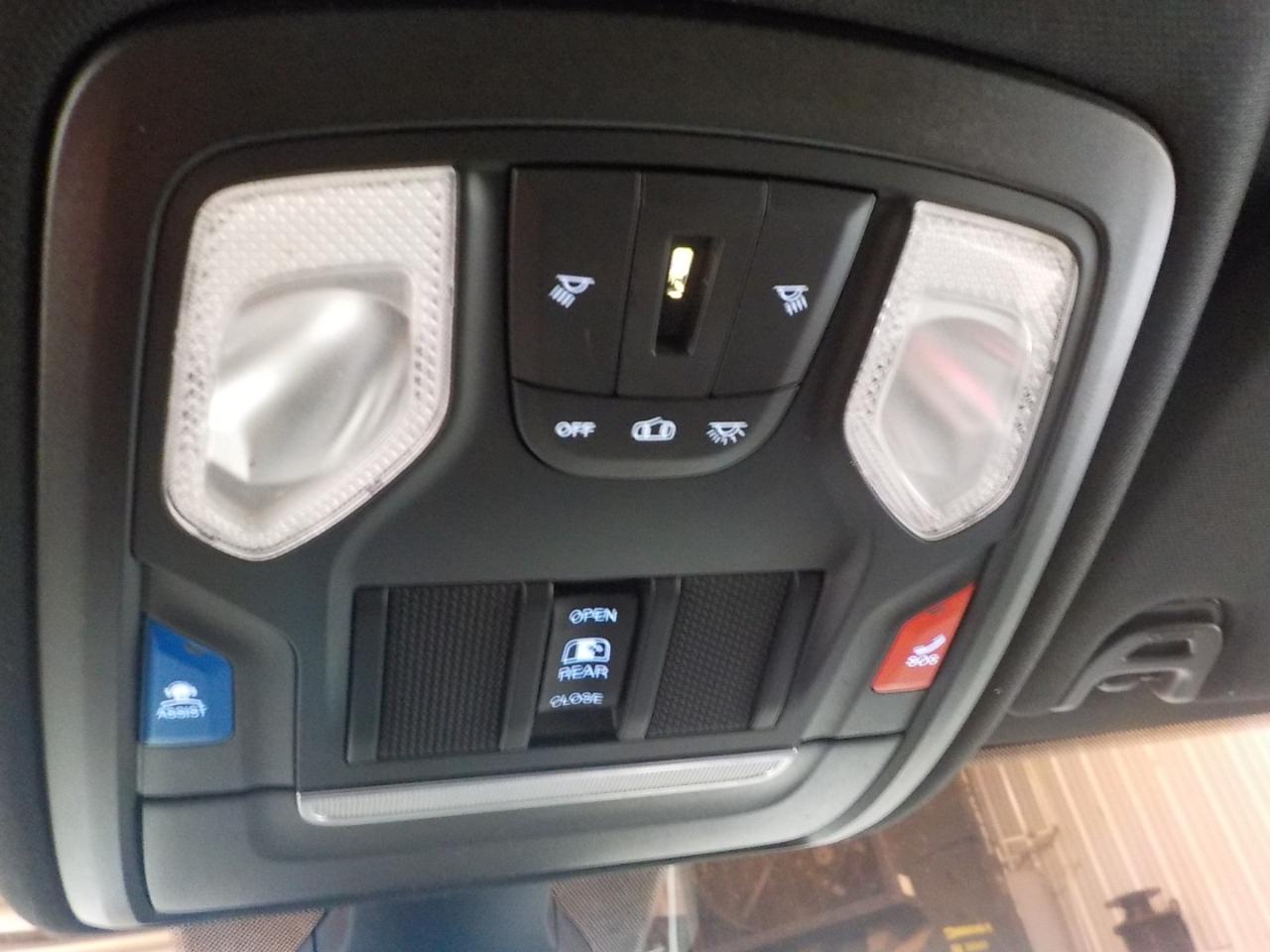 RAM 2500 Big Horn 4x4 Mega Cab 6'4" Box 2019