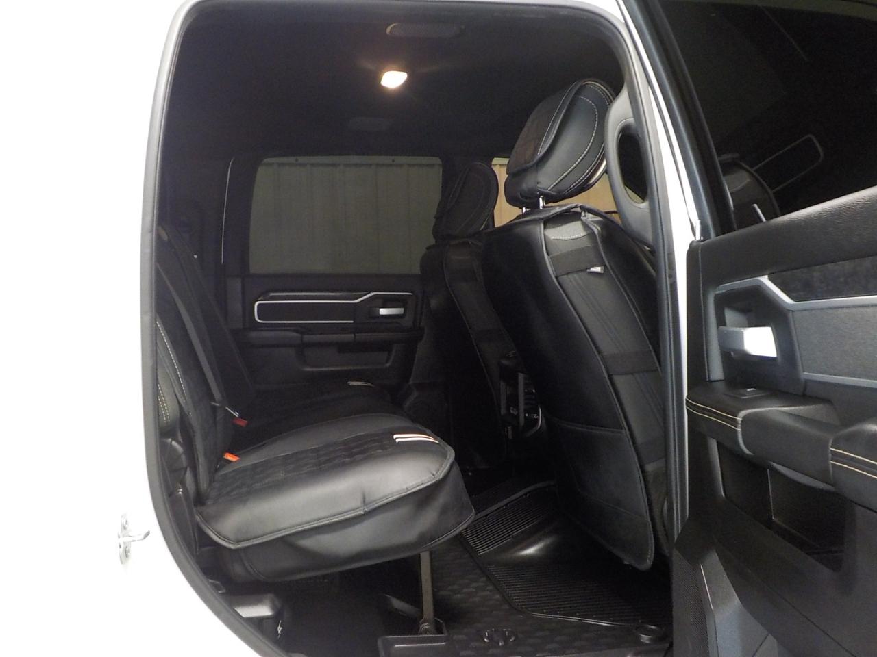RAM 2500 Big Horn 4x4 Mega Cab 6'4" Box 2019