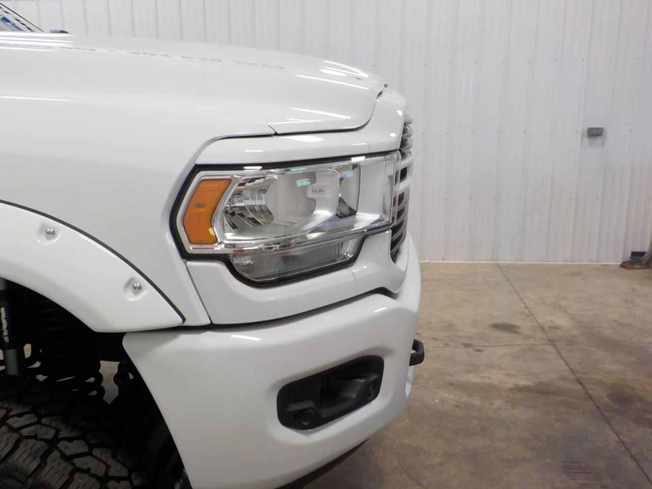 RAM 2500 Big Horn 4x4 Mega Cab 6'4" Box 2019