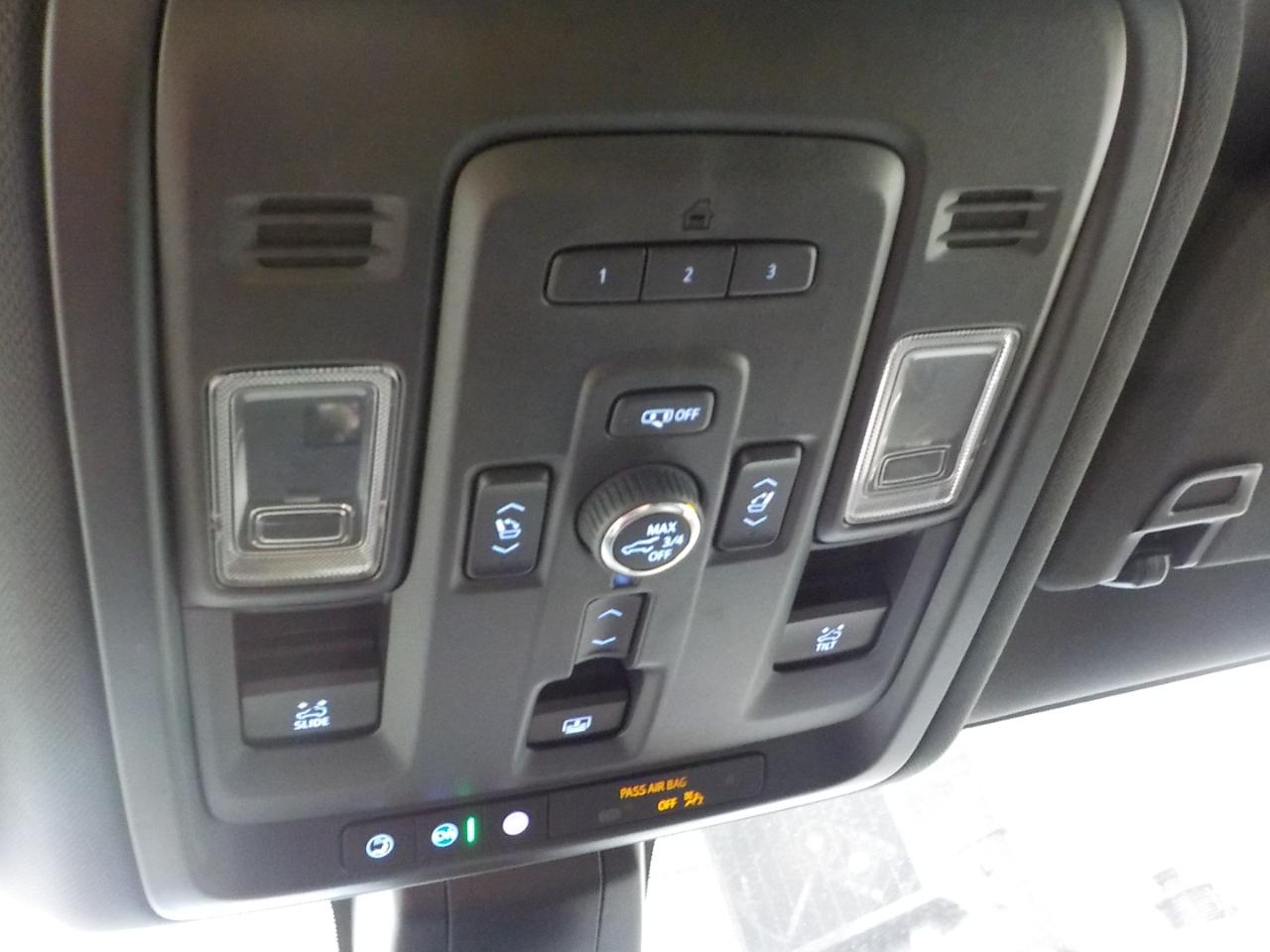 Chevrolet Tahoe 4WD 4dr Premier 2022