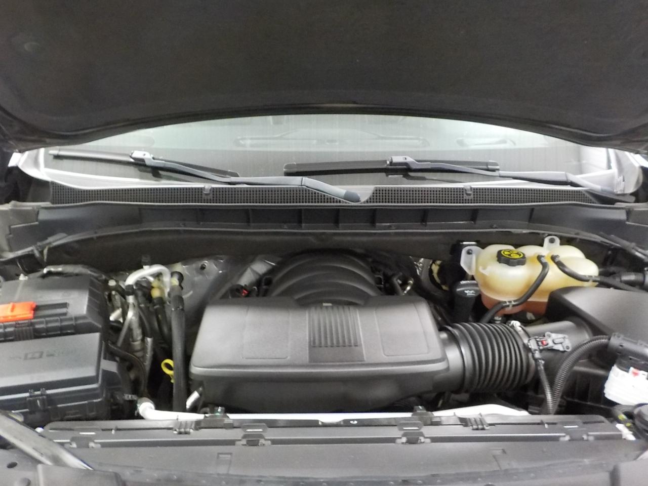 Chevrolet Tahoe 4WD 4dr Premier 2022