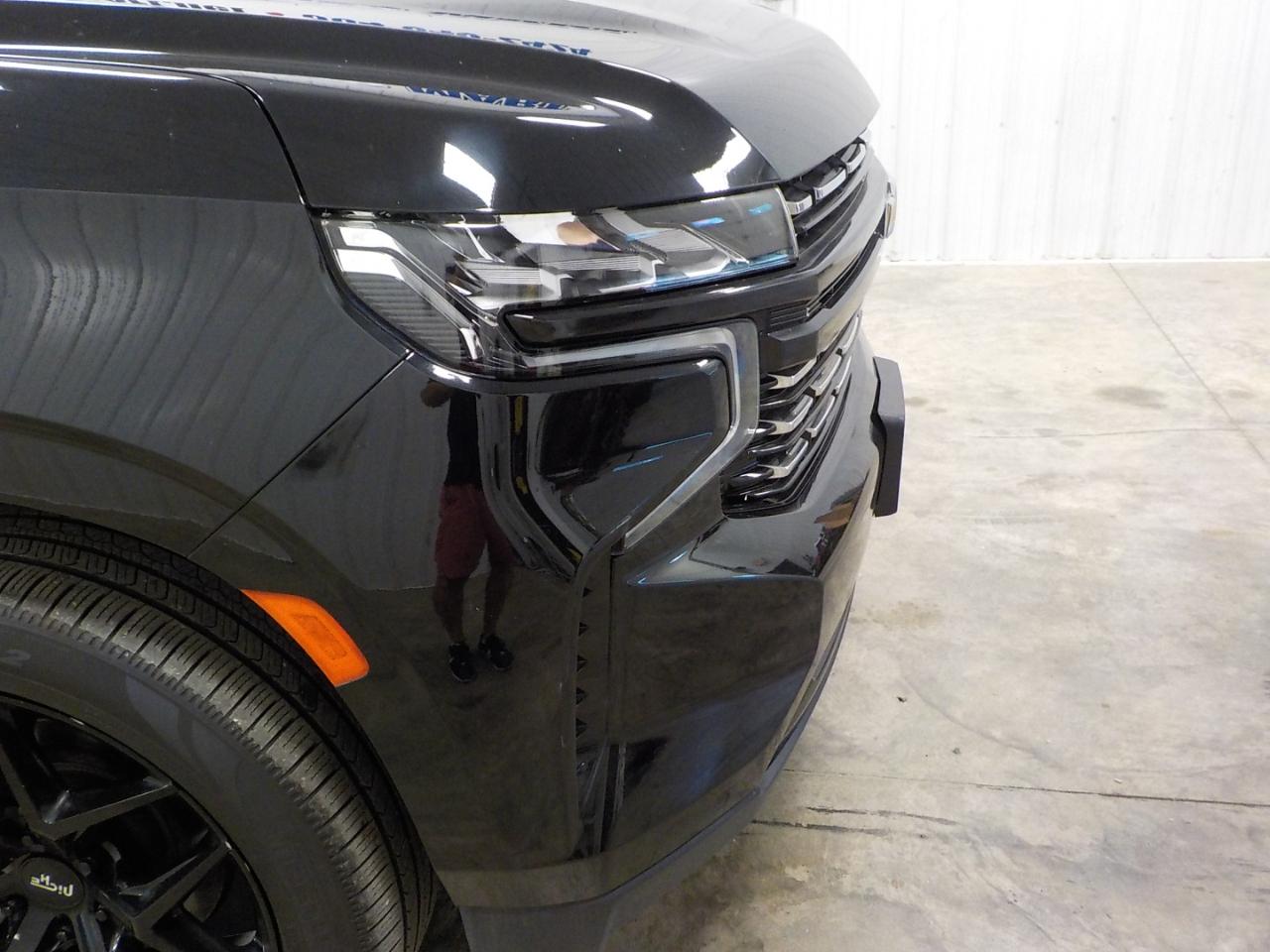 Chevrolet Tahoe 4WD 4dr Premier 2022
