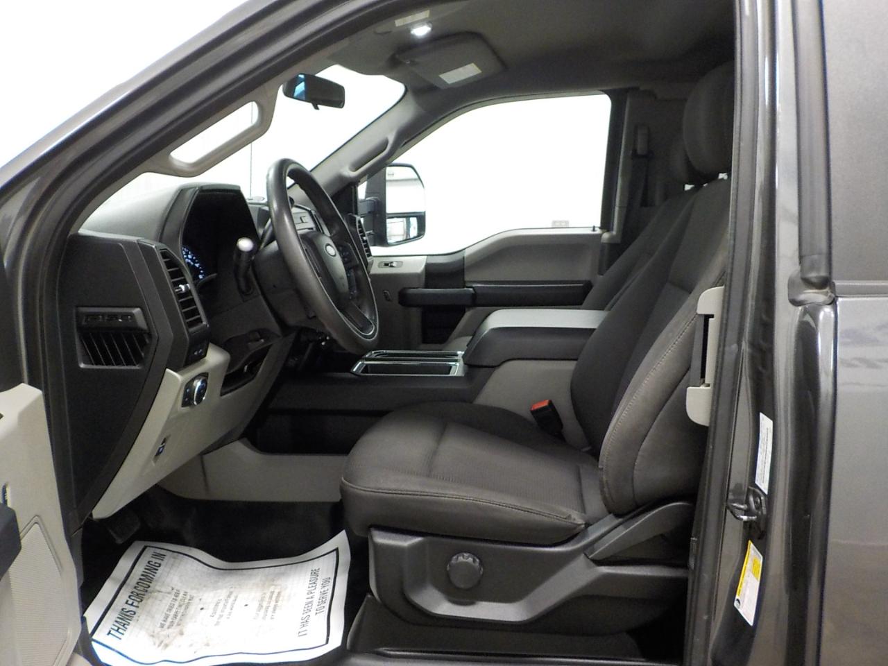 Ford F-150 4WD SuperCab 133" STX 2018
