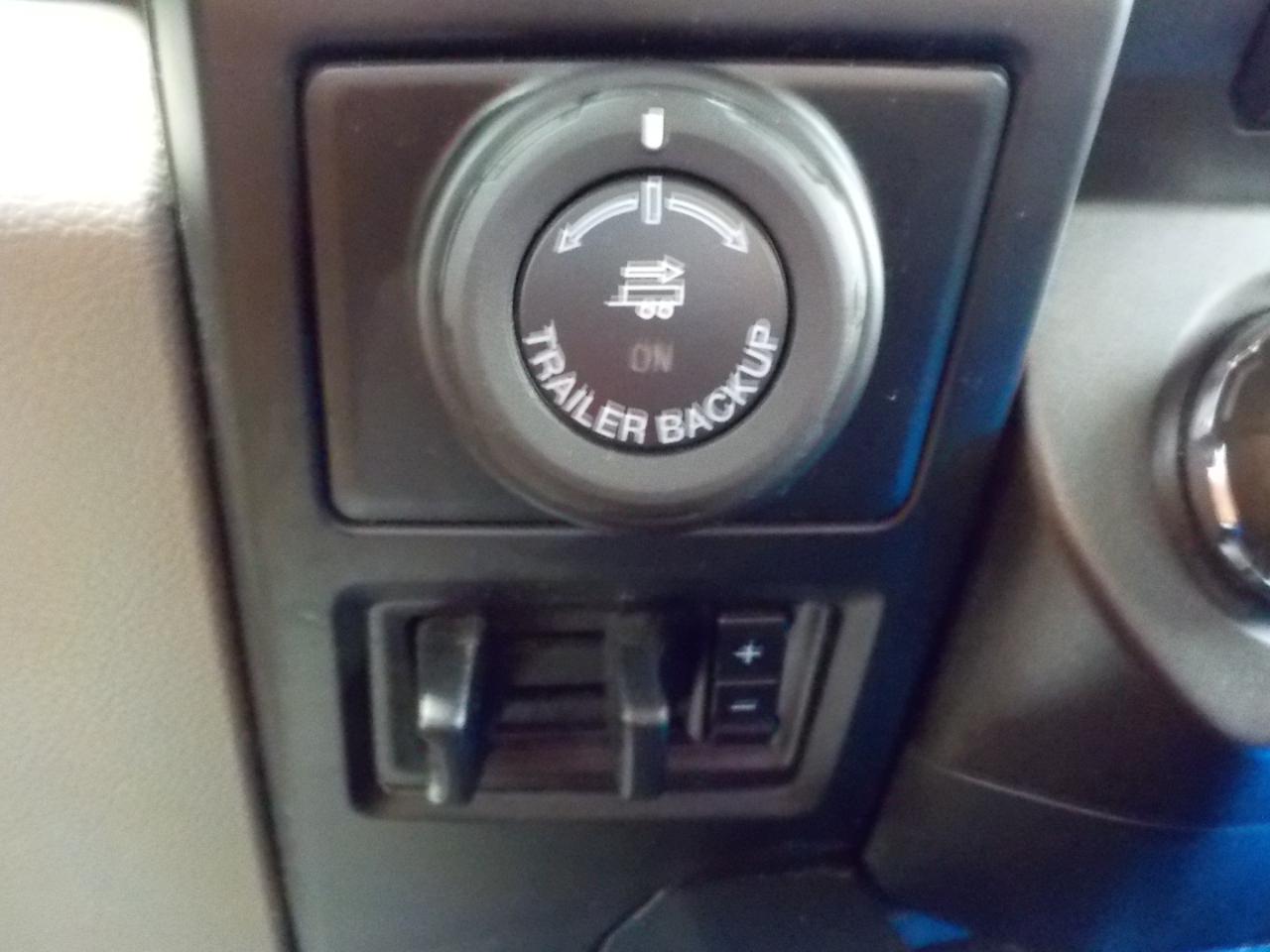 Ford F-150 4WD SuperCab 133" STX 2018