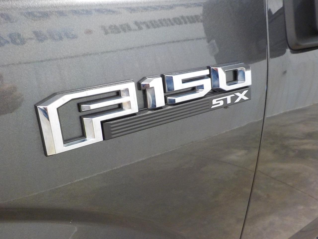 Ford F-150 4WD SuperCab 133" STX 2018