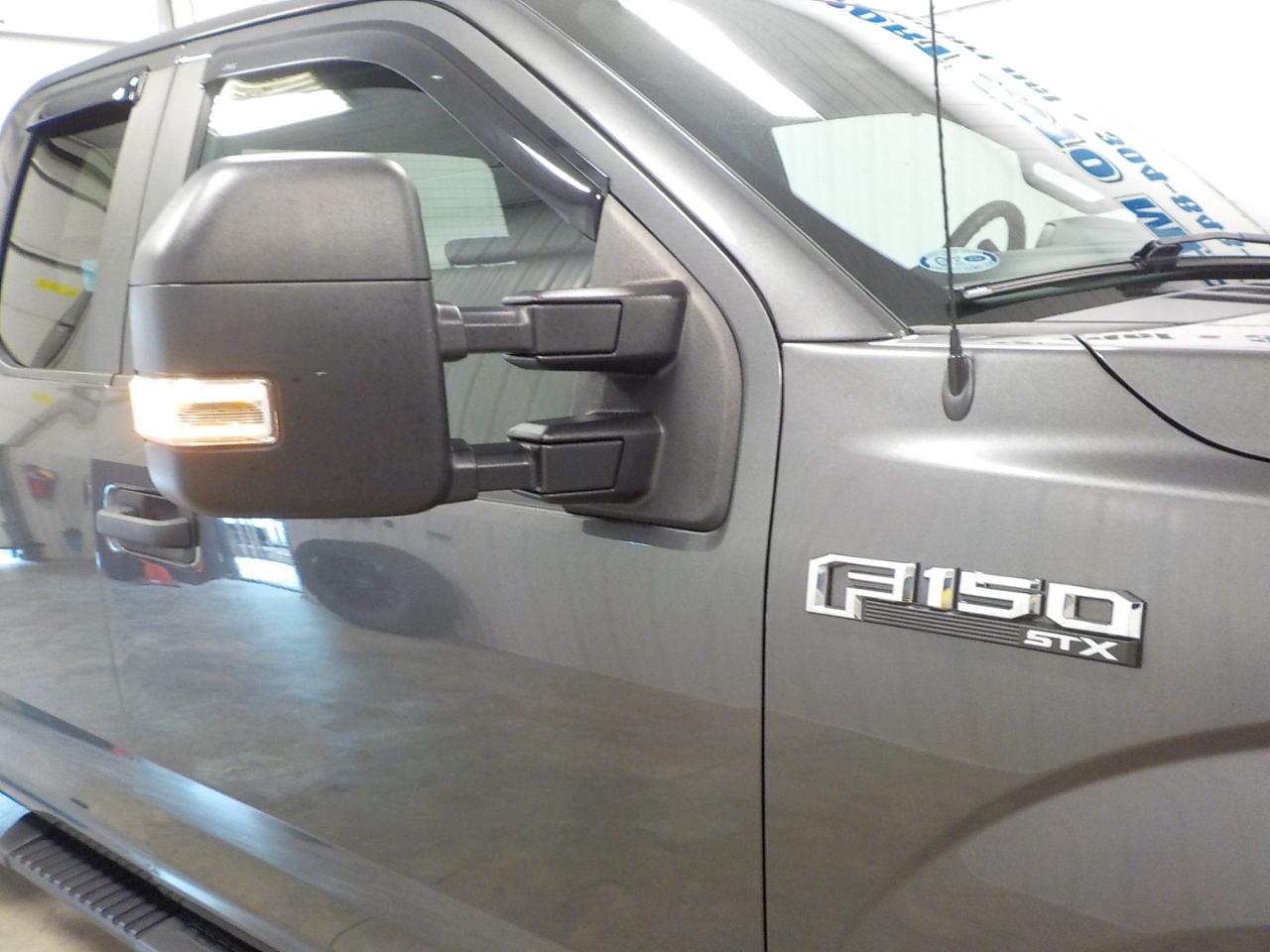 Ford F-150 4WD SuperCab 133" STX 2018