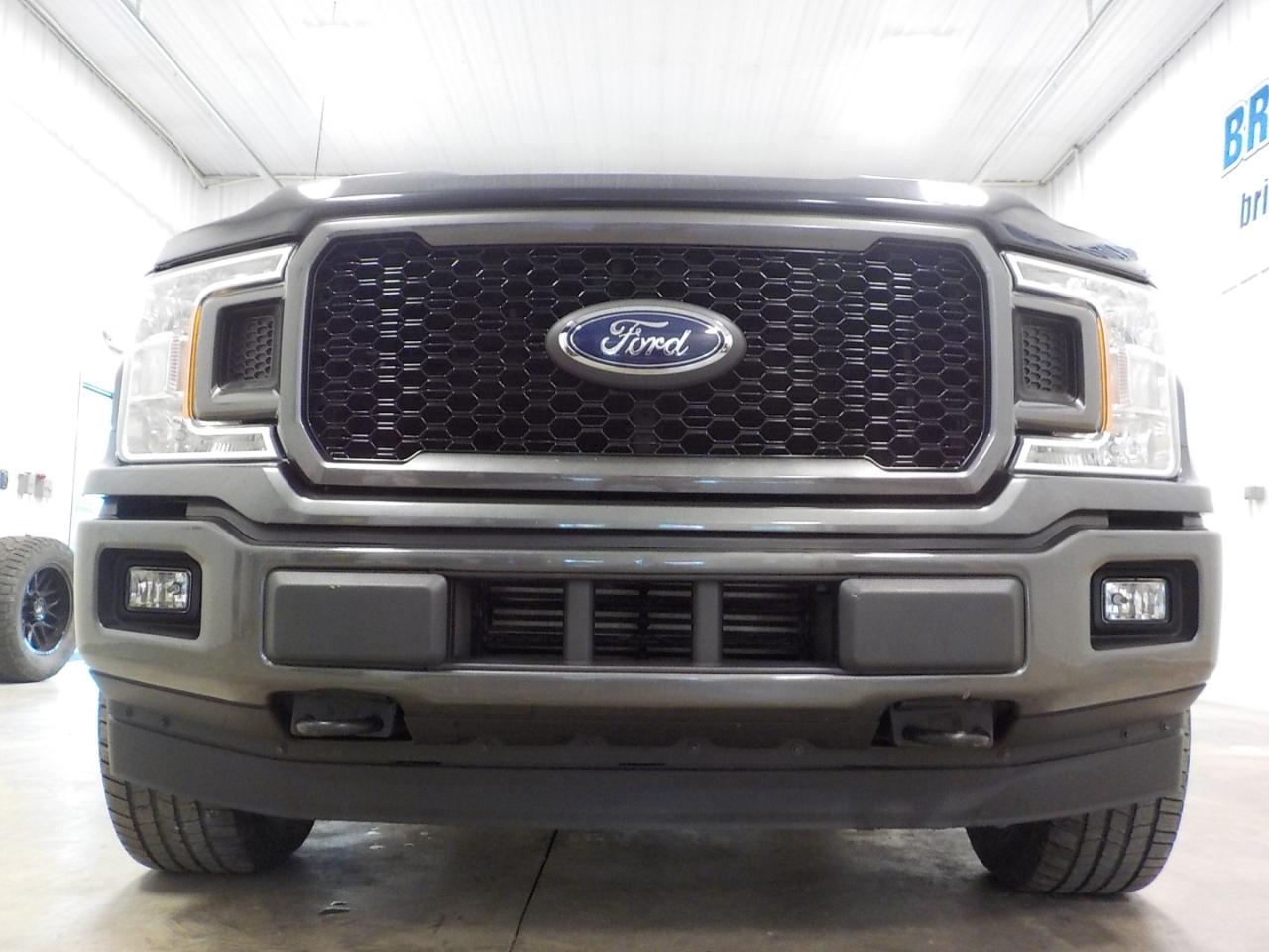 Ford F-150 4WD SuperCab 133" STX 2018