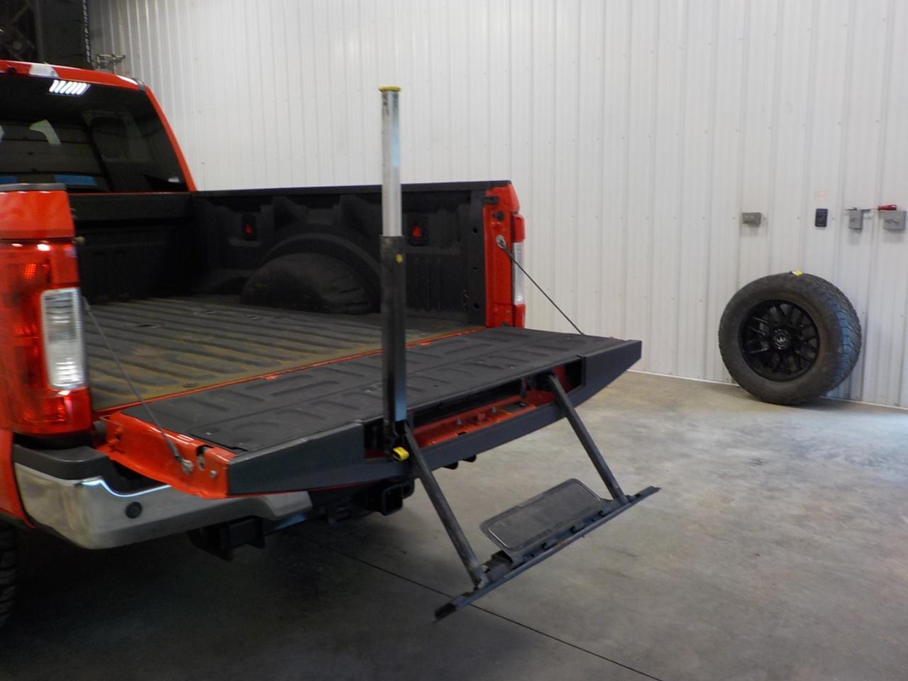 Ford Super Duty F-250 SRW XLT 4WD Crew Cab 6.75' Box 2019
