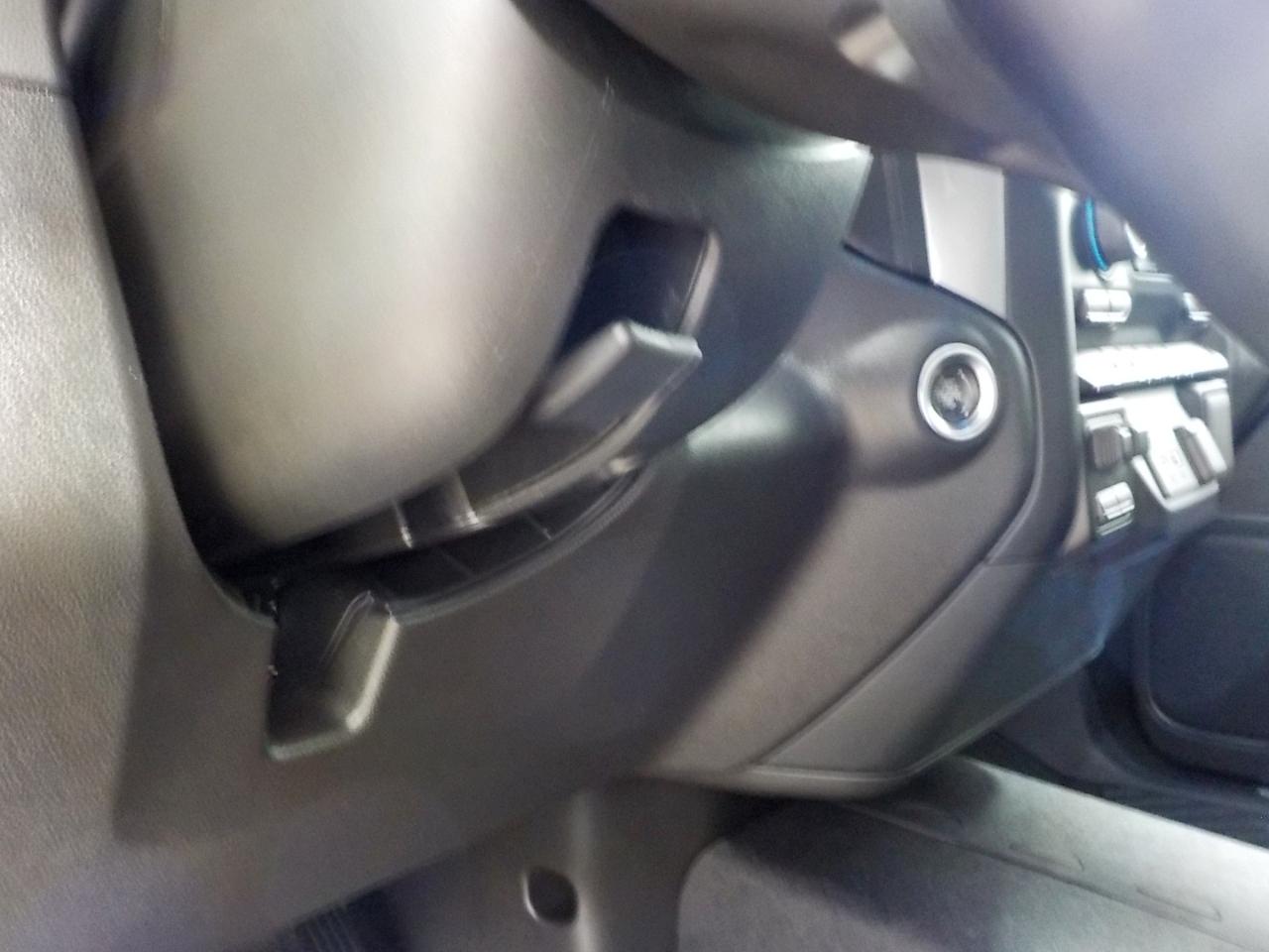 Chevrolet Silverado 3500HD 4WD Crew Cab 172" LT 2023