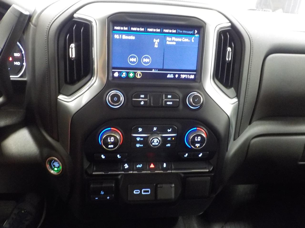 Chevrolet Silverado 3500HD 4WD Crew Cab 172" LT 2023