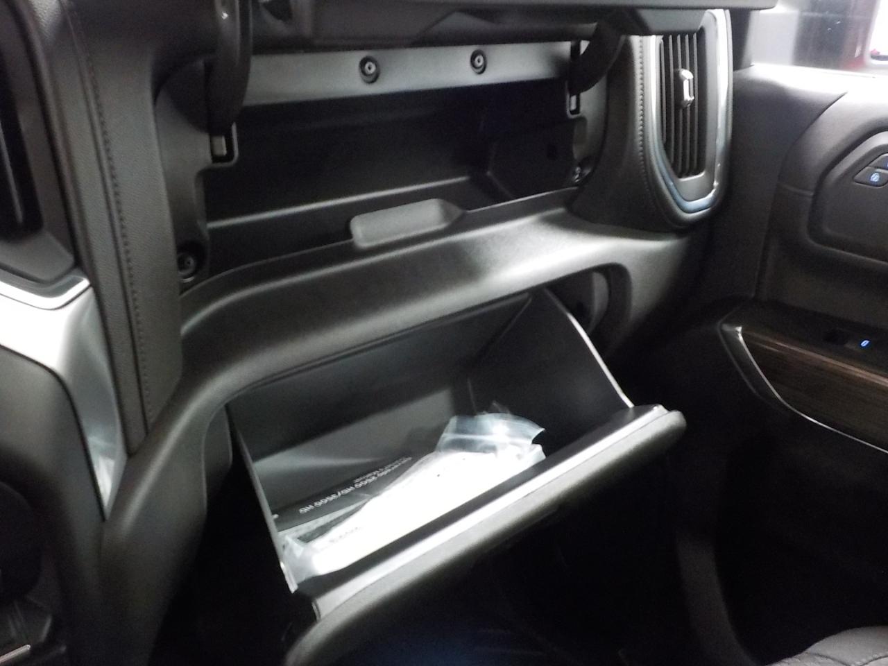 Chevrolet Silverado 3500HD 4WD Crew Cab 172" LT 2023